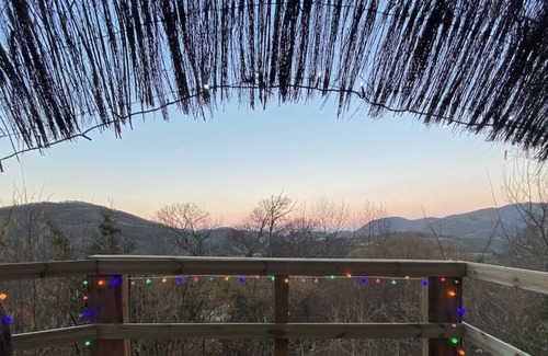 Crechets Bed & Breakfast | Yurt Shambala with a Private Hot Tub with treehouse skydeck and BBQ!