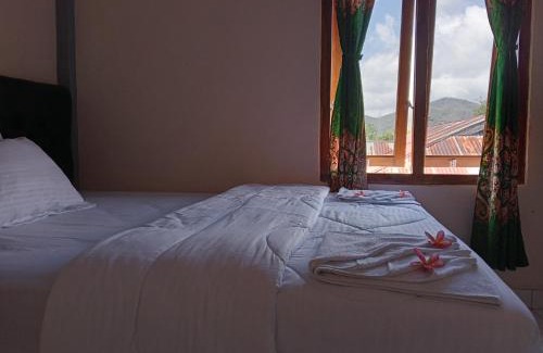 Labuan Bajo House | Yusilver Guest House