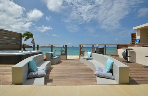 Anse de Lorient Villa | YVANTINO (6 BEDROOMS) BEACHFRONT & OCEAN