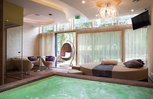 Petrovice u Karvine Hotel | Zámeček Petrovice