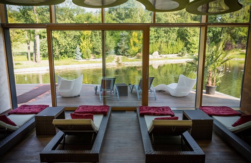 Petrovice u Karvine Hotel | Zámeček Petrovice