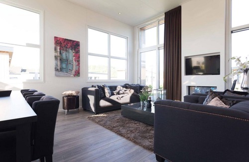 Strucht Ski Chalet | ✓ Z Module at Residence Valkenburg ✓ Holiday home for 6 persons ✓ Located in Valkenburg (Schin op Geul) ✓ Holiday resort in South Limburg, near Maastricht ✓ Book directly at the resort