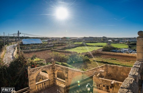 Sannat House | Zabbetta - characteristic farmhouse with great pool and beautiful views