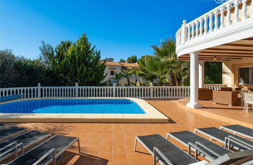 El Portet Villa | Zaccori - 5 bedroom villa in El Portet - pool table and ping pong