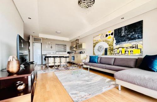 Century City Apartment | ZALS Luxury- Knightsbridge 2 Bed