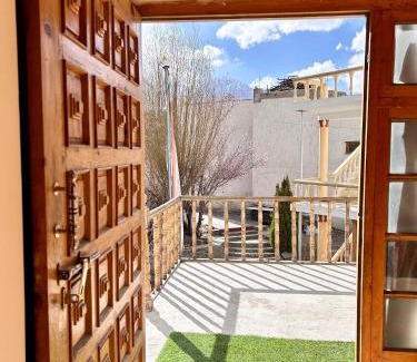 Diskit House | Zambala guest house