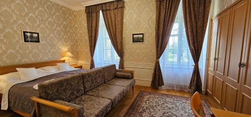 Lednice Hotel | Zamecky Hotel Lednice