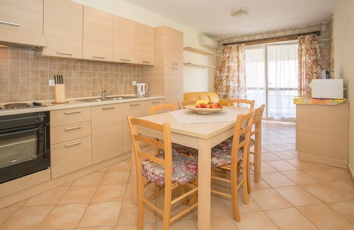 Gedici Apartment | Zanella with Common Pool in Resort Gedici