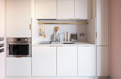 City Centre Dublin Apartment | Zanzibar Locke