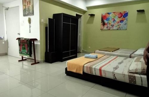 Kampung Telaga Nibong Apartment | Zarina Ahmadi homestay