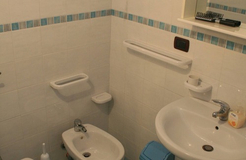 Partinico Apartment | Zefiro - Appartamento Rustico All'interno di Baglio Villa Velez