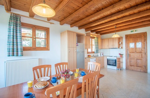 Vasilikos House | Zefyros Maisonette with Sea View