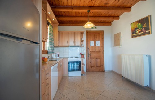 Vasilikos House | Zefyros Maisonette with Sea View