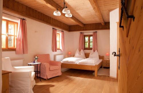Semriach House | Zehna Hube