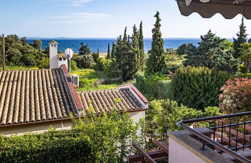 Kalyves Polygyrou Apartment | Zela Seaview Maisonete by Travel Pro Services