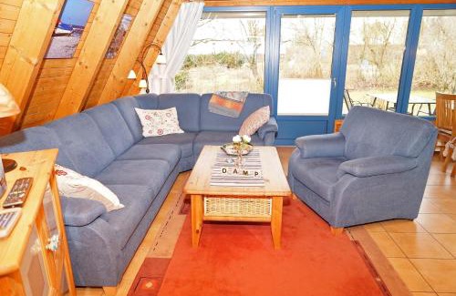 Damp House | Zeltdachhaus mit WLAN und grosser Terrasse
