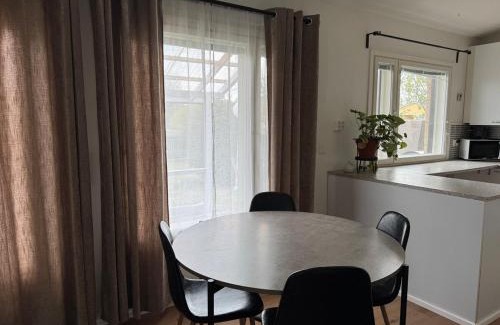 Kempele Apartment | ZemppiStay - Omakotitalo palveluiden äärellä