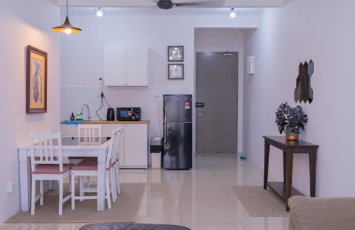 Kampung Datuk Keramat Apartment | Zen 3-bedroom w pool 6 pax - Semarak
