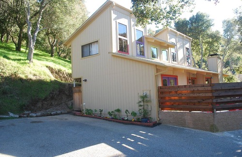 Carmel Valley House | Zen atmosphere with treetop vistas.