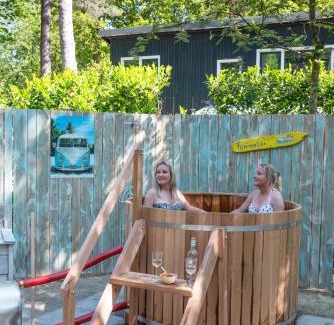 Rheezerveen House | ZEN-bungalow NO 2 met sauna en hottub