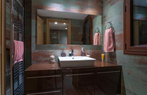 Skroponeria Villa | Zen Escape