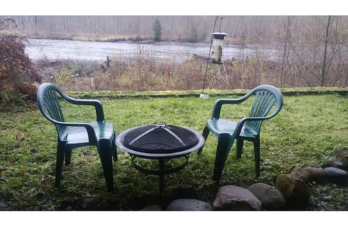 Deming House | ZEN Oasis On the River ~ Gateway to Mt. Baker Ski