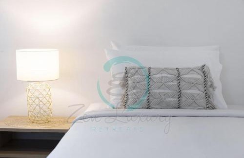 Darwin City Centre Apartment | ZEN TOWERS: Cozy Executive 3-BR Family Apt in Darwin City