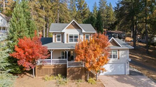 Groveland House | Zen Whisper in the Woods
