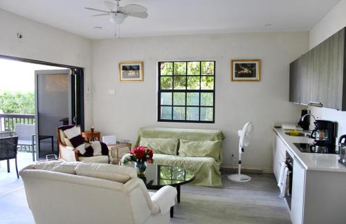 Fitts Village Apartment | ZenBreak Zinnia #7