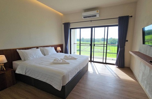 Bung Khong Long Hotel | Zenery Lake Resort