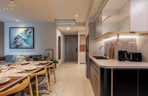 District 1 Apartment | Zenity: 3BR for Your Saigon Life - Pool in Dist1