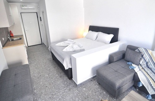 Gerakini Apartment | Zennova #26 Sirene Luxury Studio