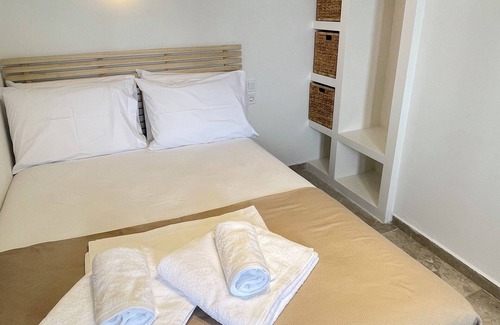 Tolo Apartment | Zenso Studio #G1 with sea view