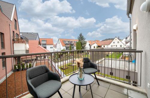 Metzingen Apartment | ZENtrahome - Zentral Business Outlet SmartTV Balkon