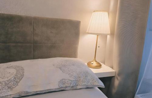 Karlsruhe City Centre Apartment | zentrale Design-Ferienwohnung mit Balkon und Stellplatz in Karlsruhe - APOLONIAliving