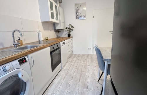 Krefeld Apartment | Zentrale Wohnung In Krefeld