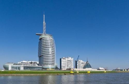 Nord-Mitte Apartment | Zentrale Wohnung Mit Klavier, Kunst Und Design