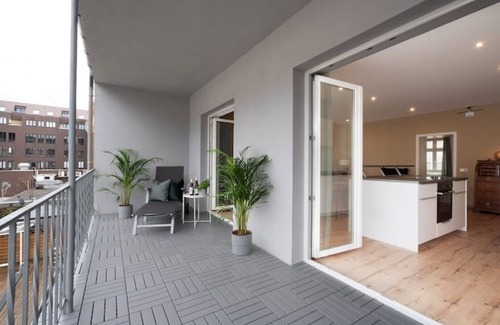 Hauptbahnhof Apartment | Zentrales 80-qm-city-apartment für 4 Pers