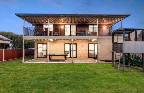 Cessnock House | ZenVine Retreat- A place to recharge in Hunter Valley