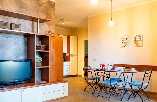 Monade Santa Lucia Apartment | Zenzero e Cannella by Interhome
