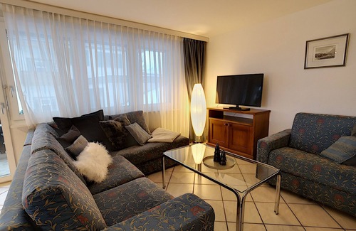 Zermatt Apartment | Zermatt Attila, Spacious Downtown Flat - Sleeps 7