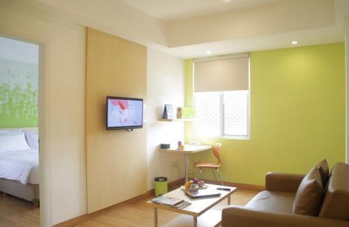 Bogor Tengah Hotel | Zest Bogor by Swiss-Belhotel International