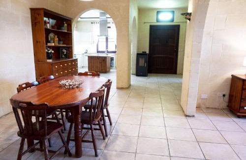 Qala Apartment | Zest Gozitan Villa & Pool - Happy Rentals