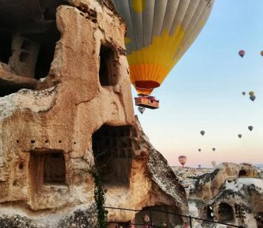 Goreme Bed & Breakfast | Zeus Cave Suites