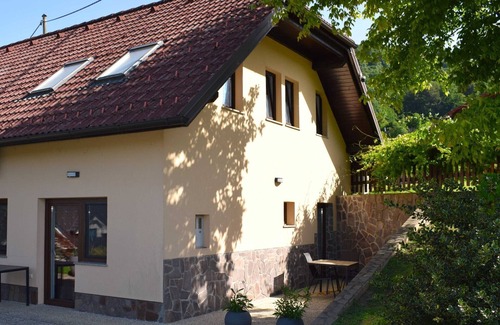 Catez ob Savi House | Zevnik Quiet Retreat with Stunning Views and Equestrian Activities - Double Room with Private Bathroom