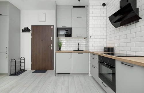 West Pomeranian Voivodeship Apartment | Zielonego Mostu 1 | Szczecin | Modern Apartment | Parking | Water View | Balcony