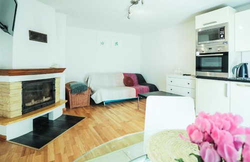 Janowiec Apartment | Zielono Mi Apartament z kominkiem & Pokoje z pięknym widokiem