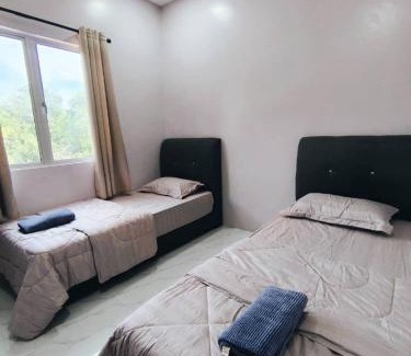 Kampung Penarik House | Zimiey Homestay