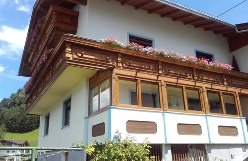 Buch in Tirol Apartment | Zimmer 3 - Haus Pfandler