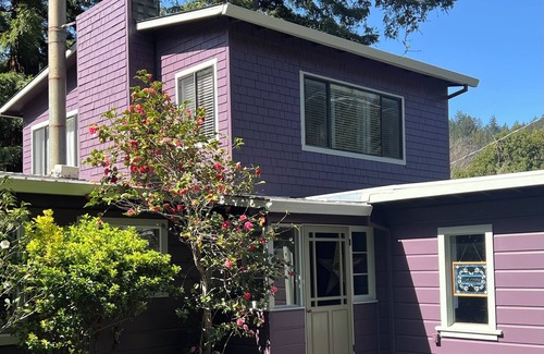 Guerneville House | Zin and Zen on the River - Hot Tub, Kayaks, Dock, Views!